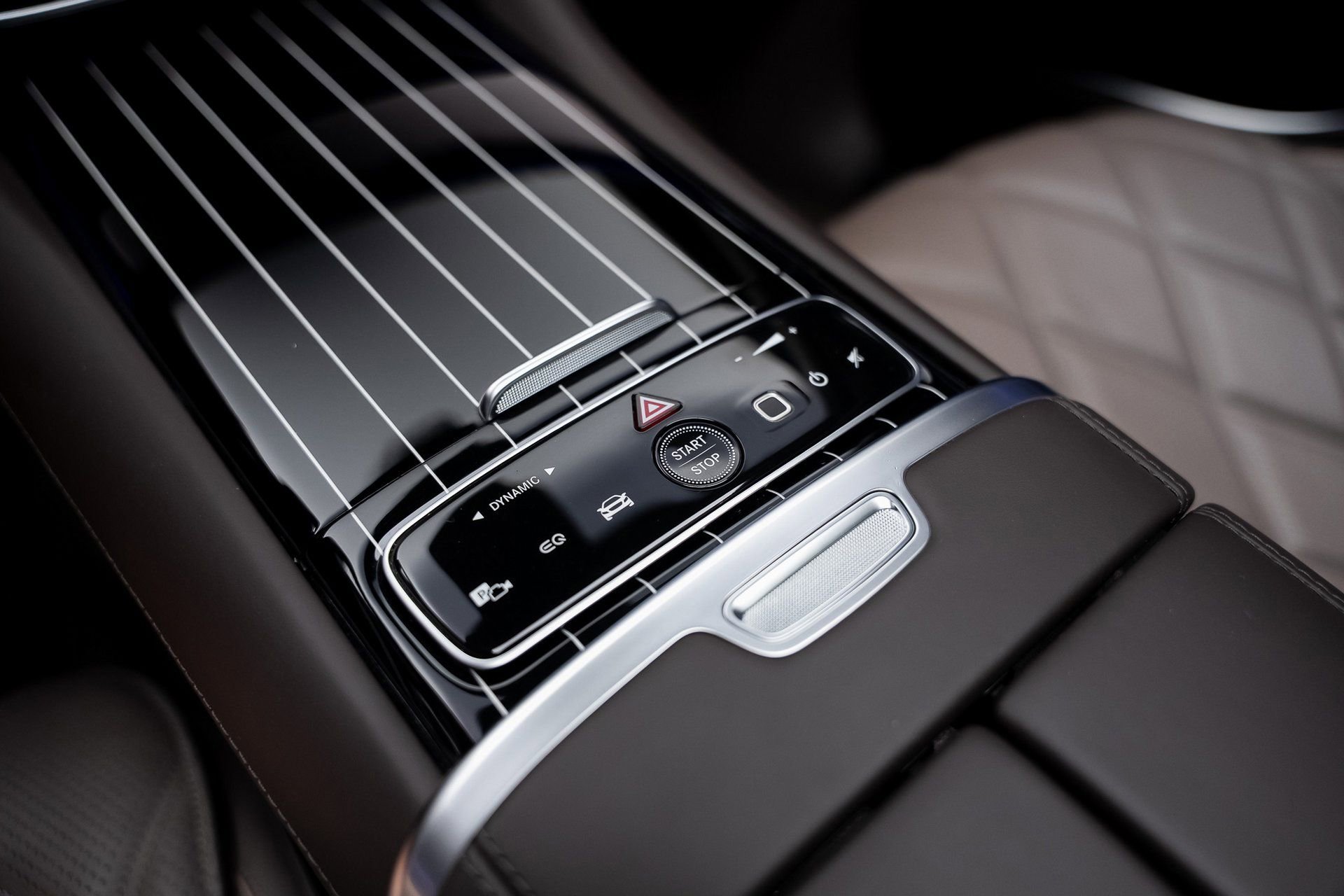 Used 2024 Mercedes-Benz Maybach EQS 680 4MATIC image 51