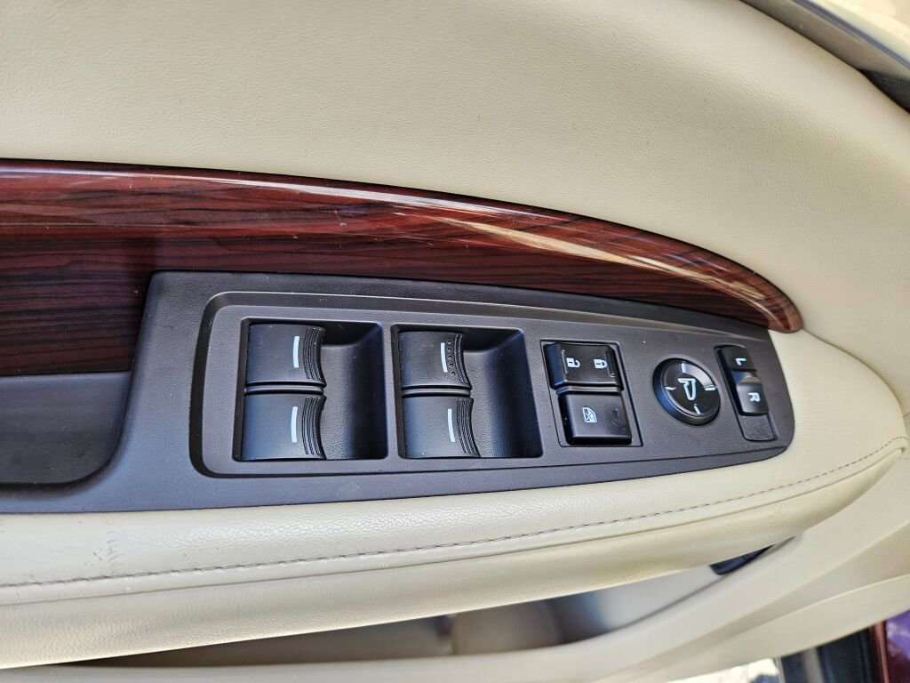 Used 2016 Acura MDX SH-AWD image 25