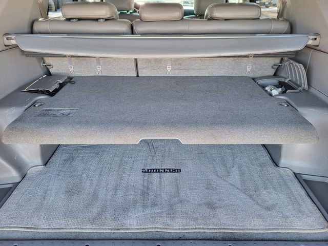 Used 2004 Toyota 4Runner SR5 image 11