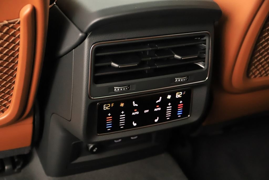 New 2026 Audi Q8 Prestige image 22