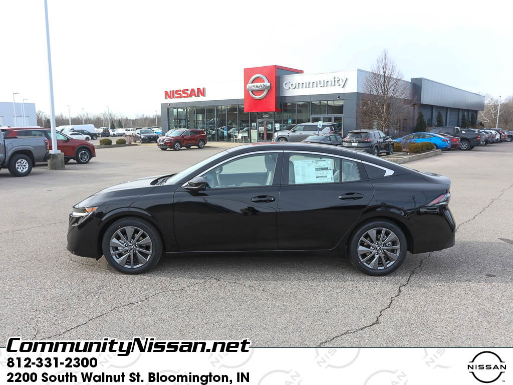 New 2026 Nissan Sentra SL w/ Floor Mat Package FWD image 3