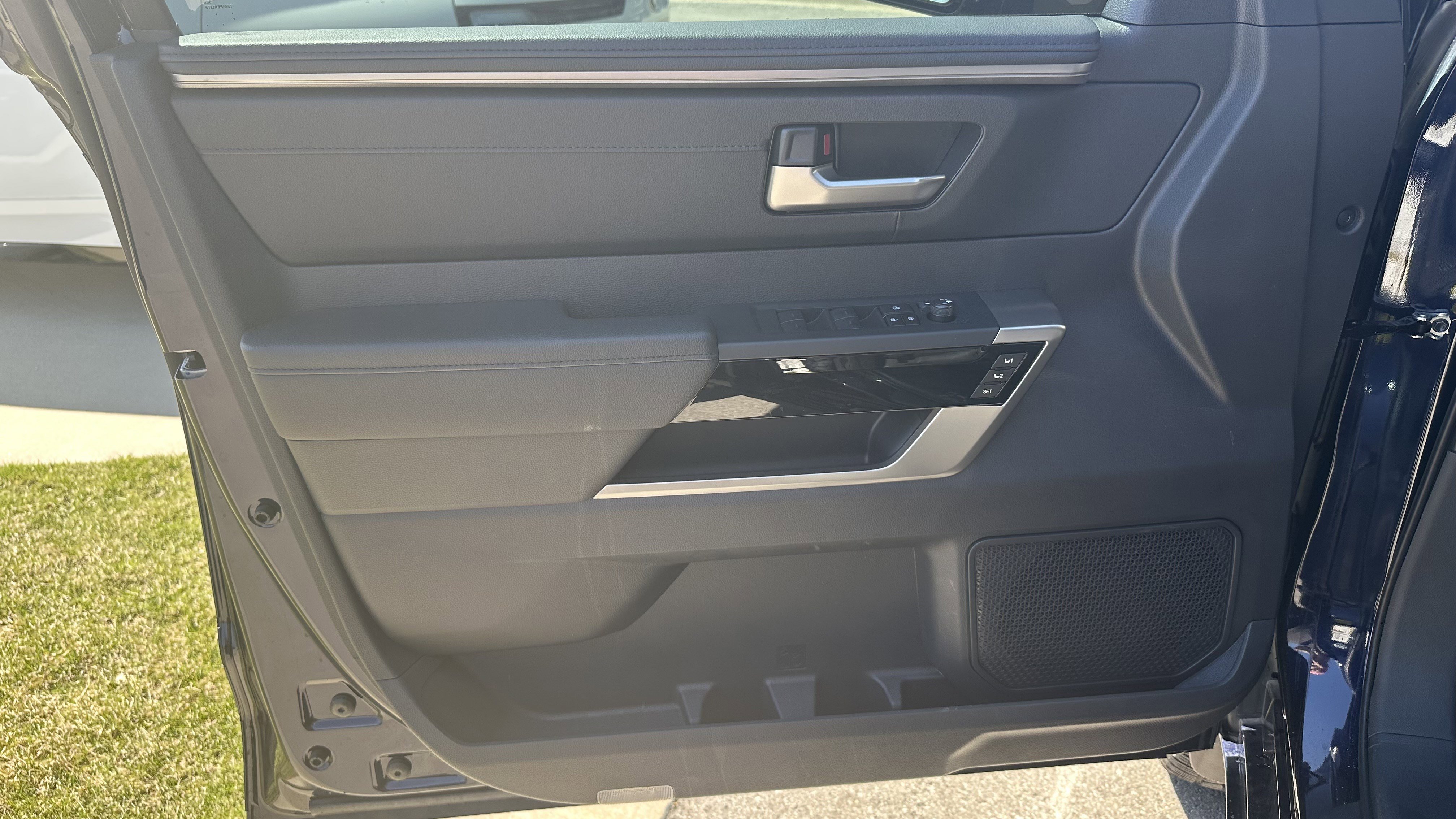 Used 2025 Toyota Tundra Limited w/ TRD Off-Road Package image 16