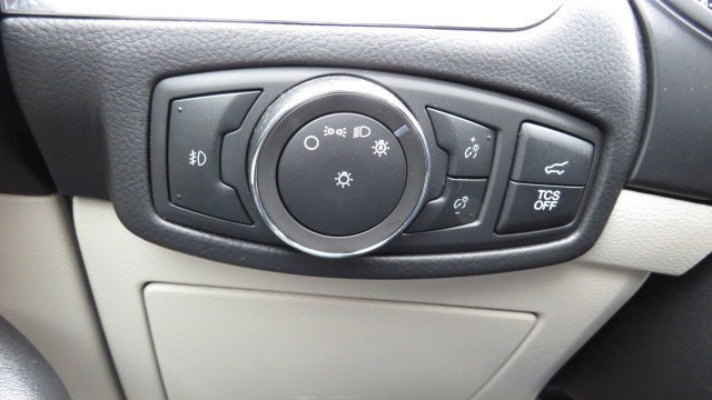 Certified 2022 Ford Edge Titanium w/ Equipment Group 301A image 27