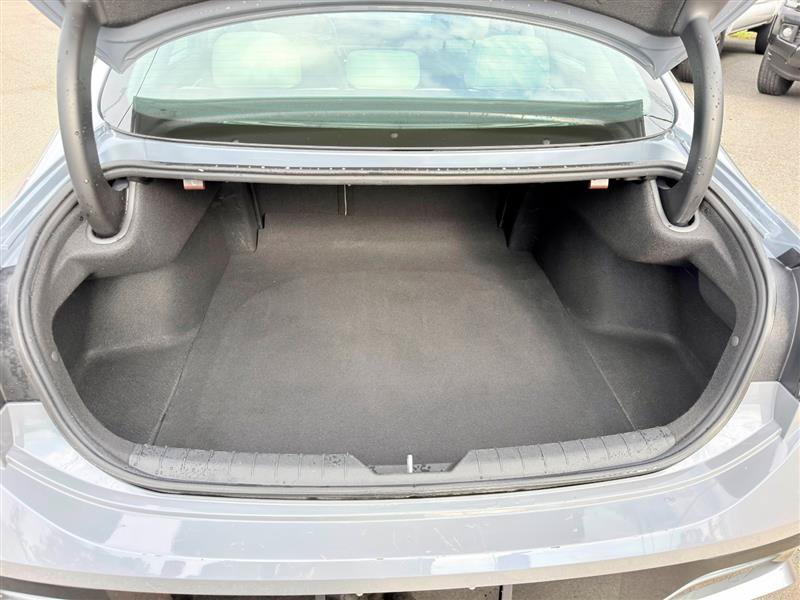 Used 2025 Hyundai Sonata SEL FWD image 5