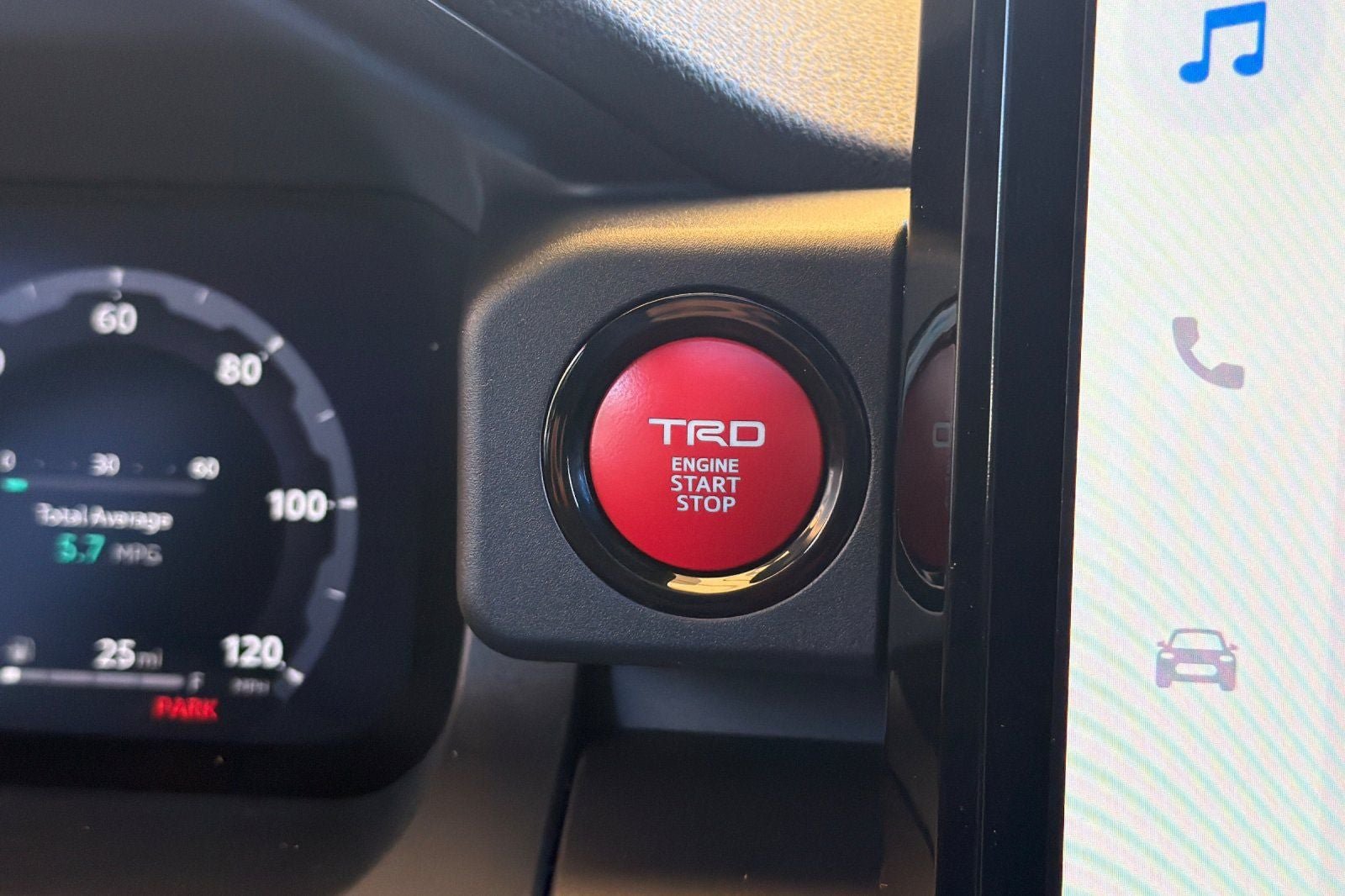 New 2026 Toyota 4Runner TRD Off-Road Premium AWD/4WD image 25