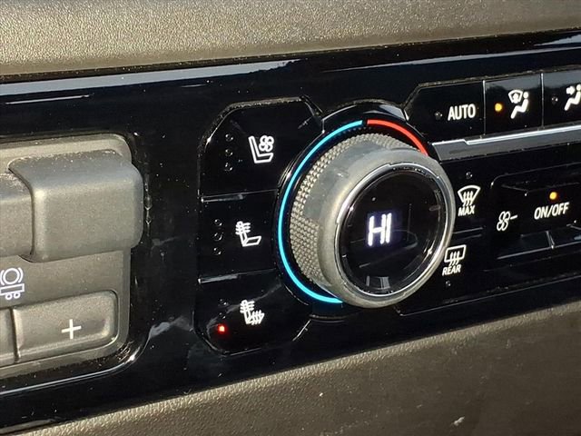 Used 2024 Chevrolet Silverado 2500 High Country w/ High Country Premium Package image 5