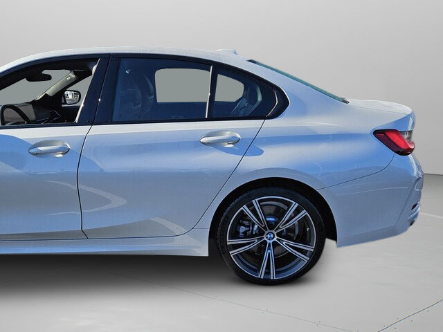 Certified 2023 BMW 330i 330i w/ Driving Assistance Package image 36