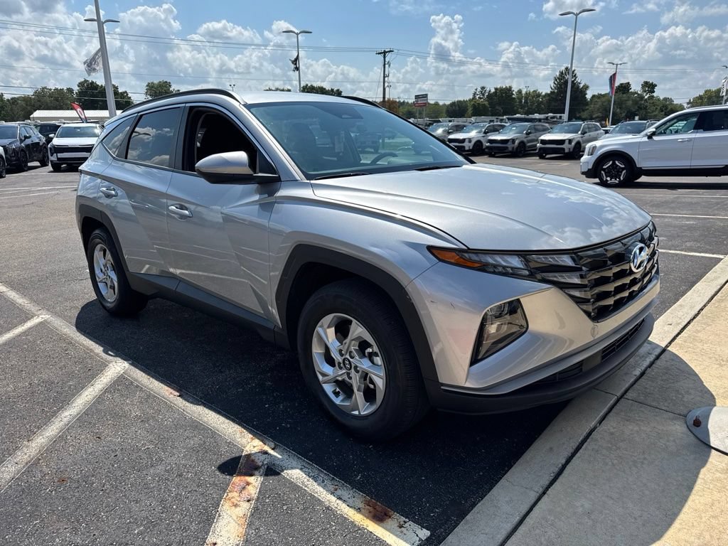 Used 2024 Hyundai Tucson SEL AWD/4WD image 2