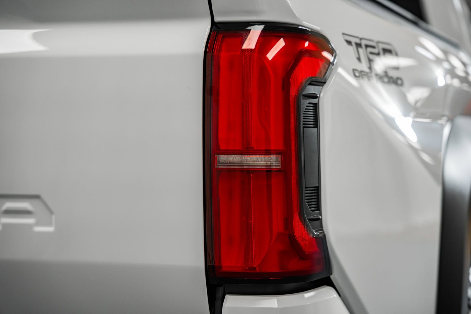 Used 2024 Toyota Tacoma TRD Off-Road image 18