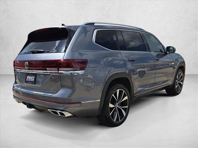 Used 2024 Volkswagen Atlas SEL Premium R-Line AWD/4WD image 5