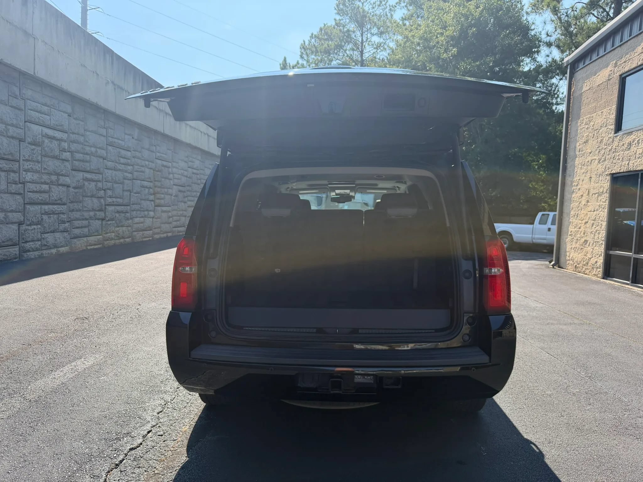 Used 2015 Chevrolet Tahoe LT RWD image 35