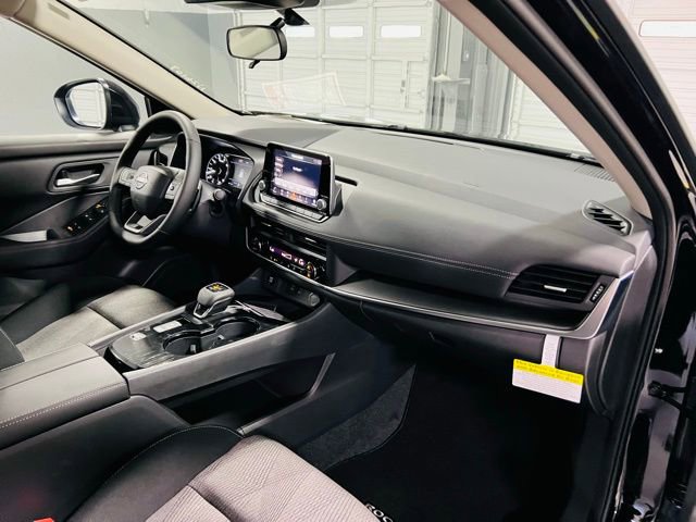 New 2026 Nissan Rogue SV w/ Cold Weather Package FWD image 27