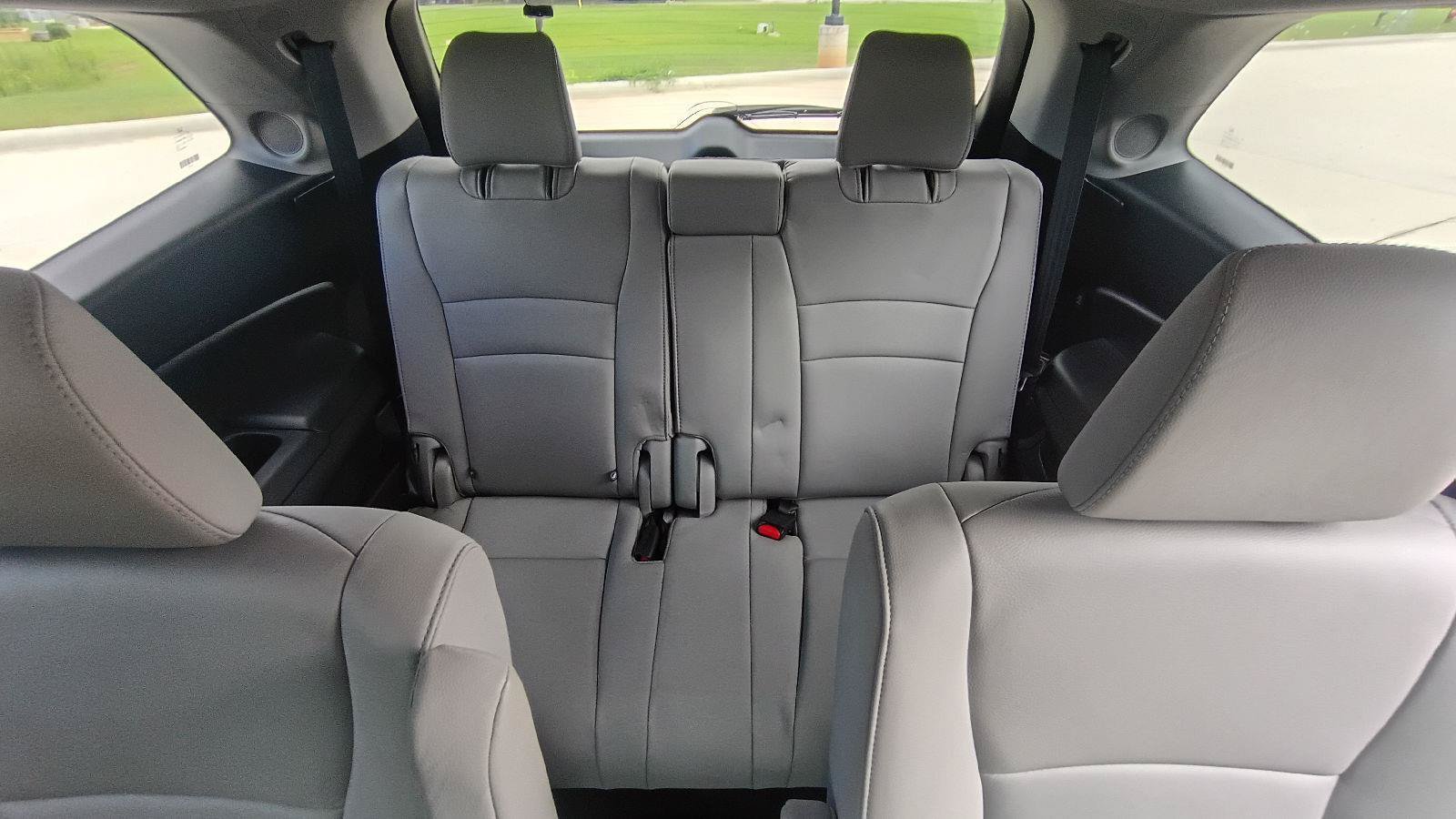 Used 2019 Honda Pilot Touring image 14