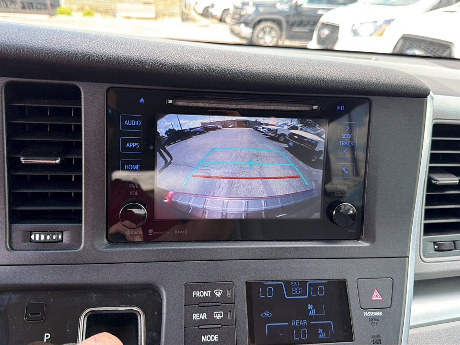Used 2017 Toyota Sienna LE FWD image 20