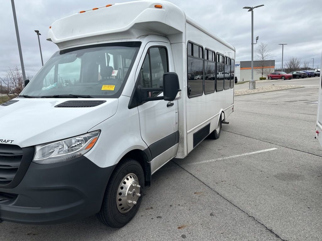 Used 2022 Mercedes-Benz Sprinter 3500 image 6