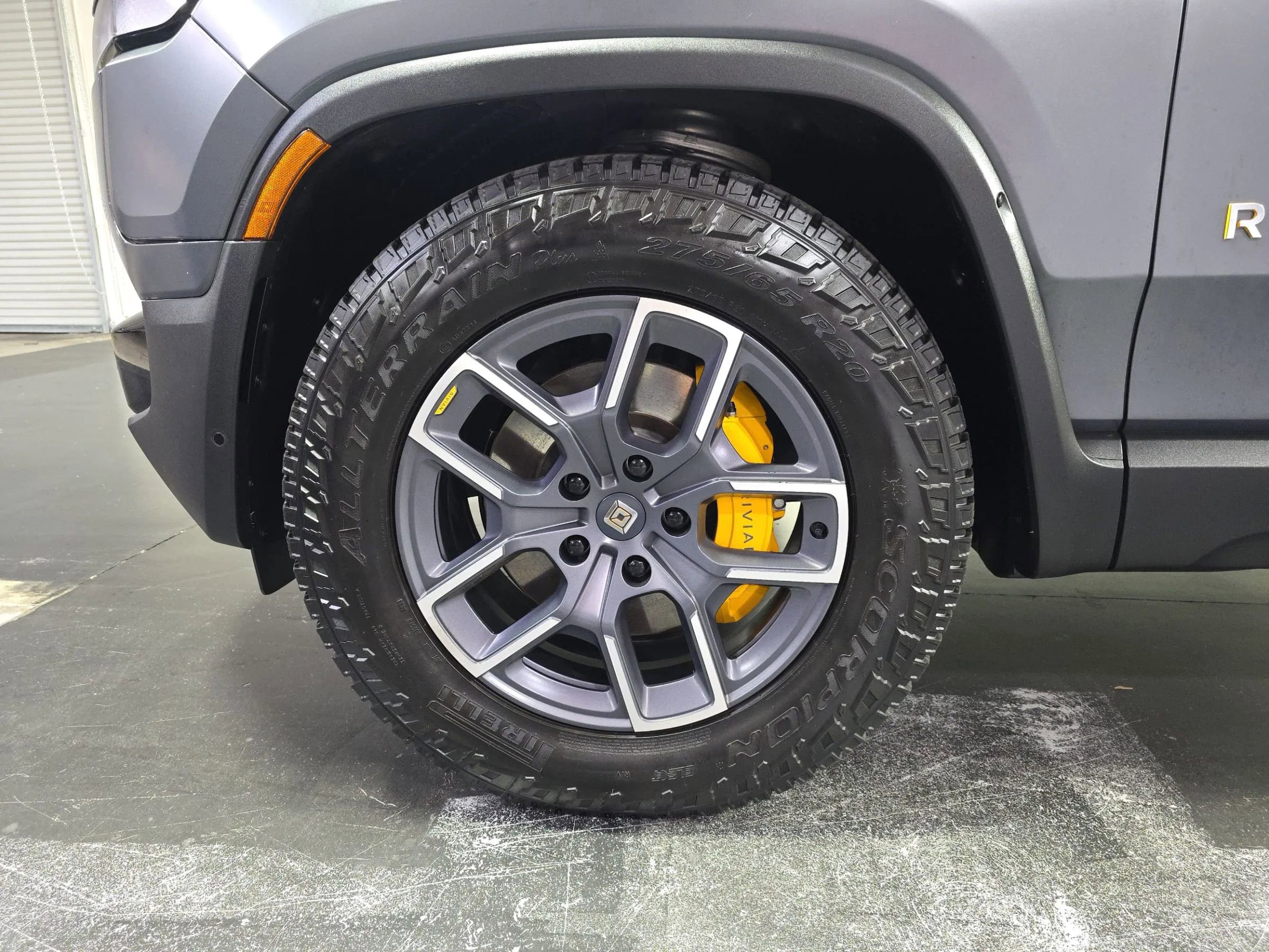 Used 2024 Rivian R1T Adventure AWD/4WD image 23
