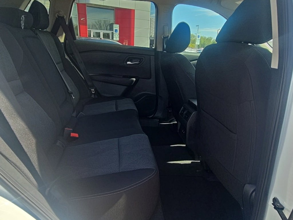 New 2026 Nissan Rogue SV image 22