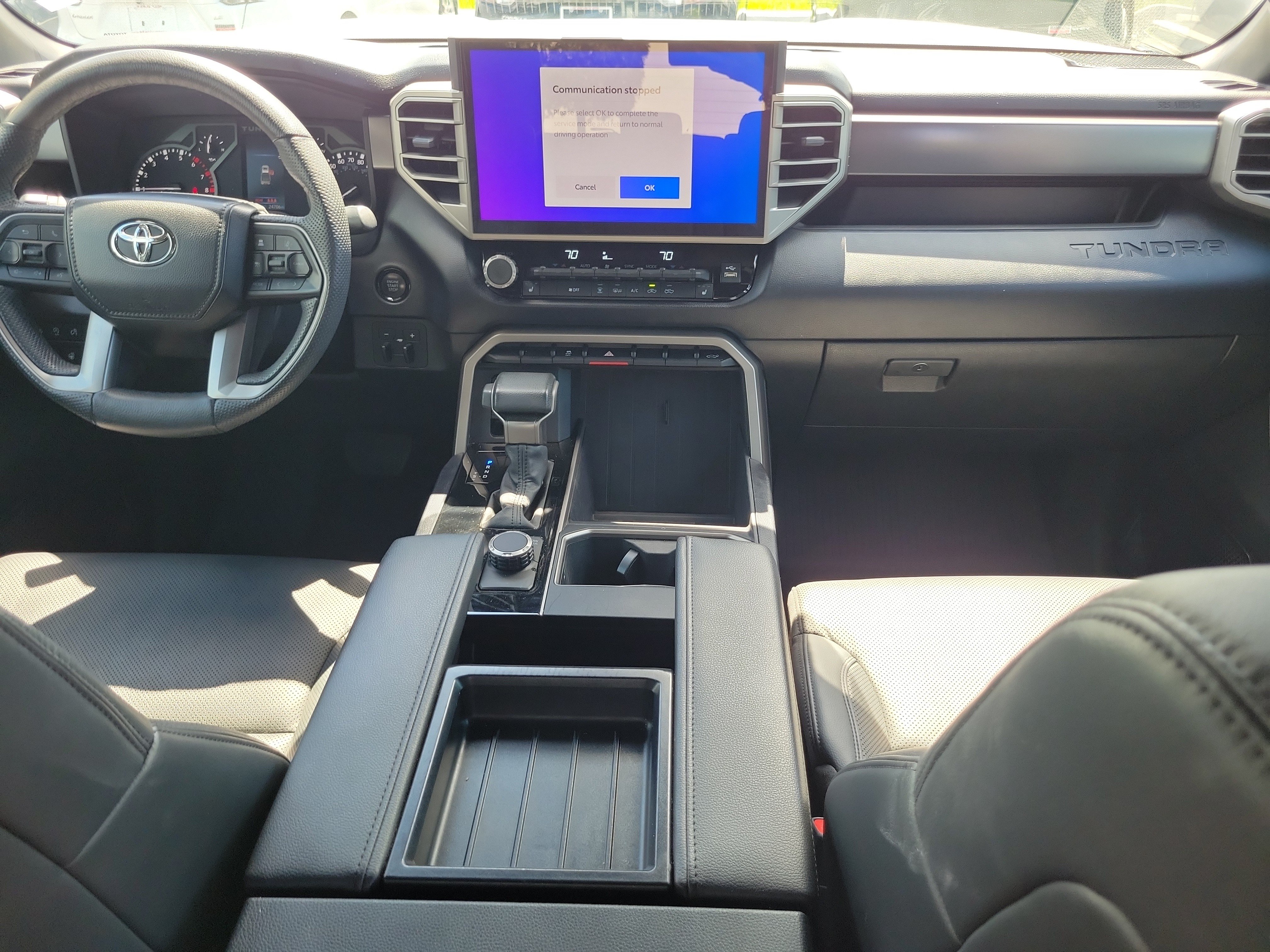 Used 2025 Toyota Tundra SR5 w/ SR5 Premium Package AWD/4WD image 16