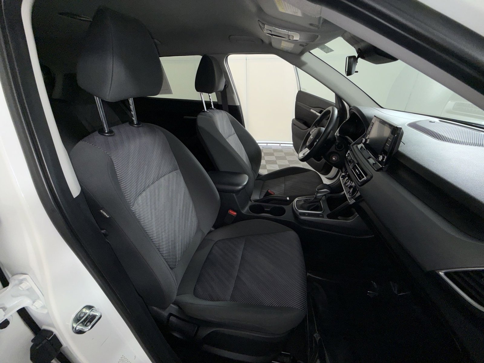 Used 2023 Kia Seltos LX AWD/4WD image 25