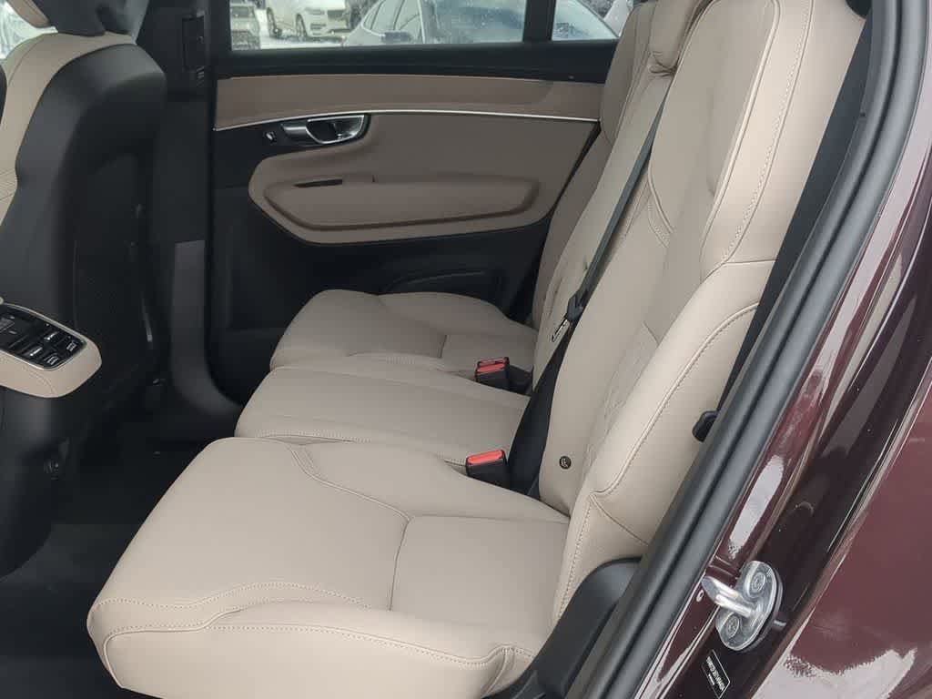 New 2026 Volvo XC90 B5 Core AWD/4WD image 18