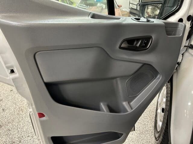 Used 2017 Ford Transit 350 XLT RWD image 19
