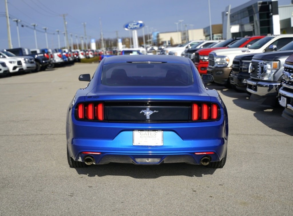 Used 2017 Ford Mustang Coupe image 6