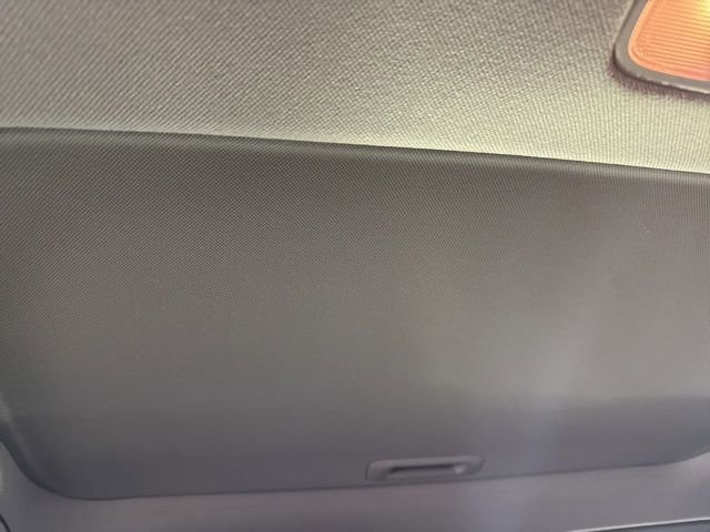 Used 2021 Hyundai Elantra Limited image 24