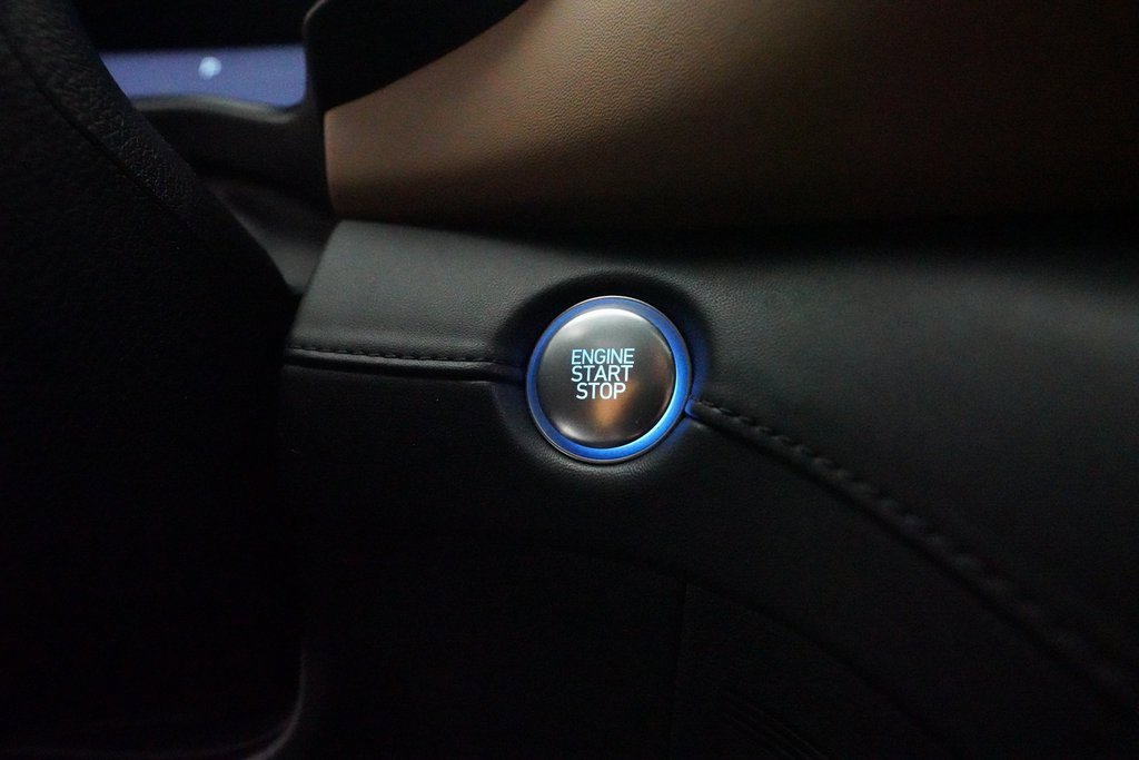 Used 2023 Hyundai Santa Fe Calligraphy image 31