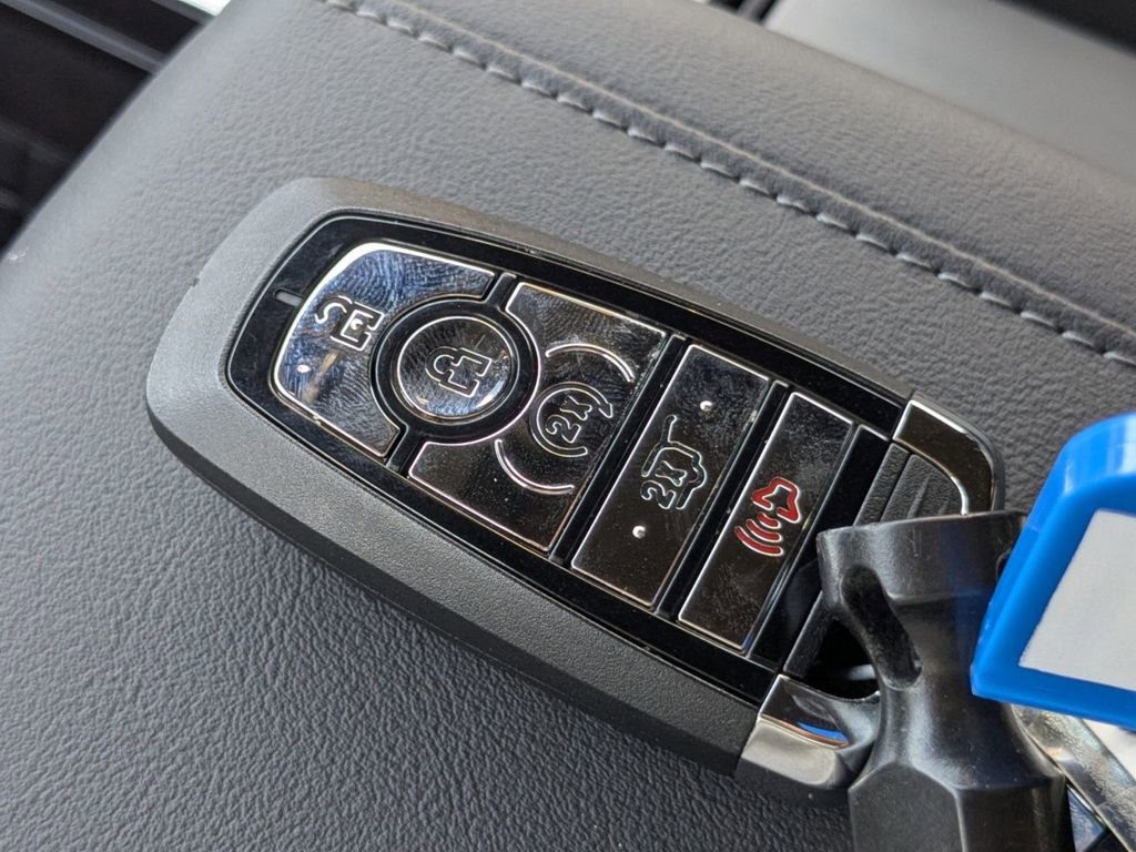 New 2026 Lincoln Navigator L Reserve w/ Jet Appearance Package image 34