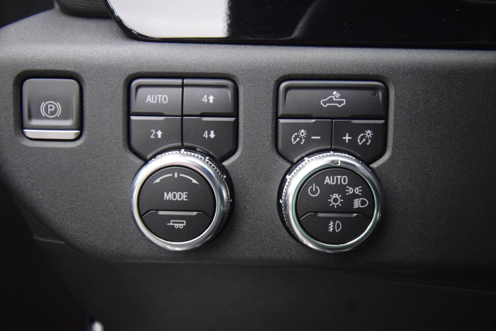 Used 2023 GMC Sierra 1500 Elevation w/ X31 Off-Road Package AWD/4WD image 38