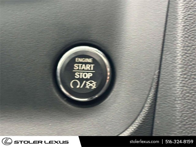 Used 2012 Dodge Challenger R/T Plus image 25