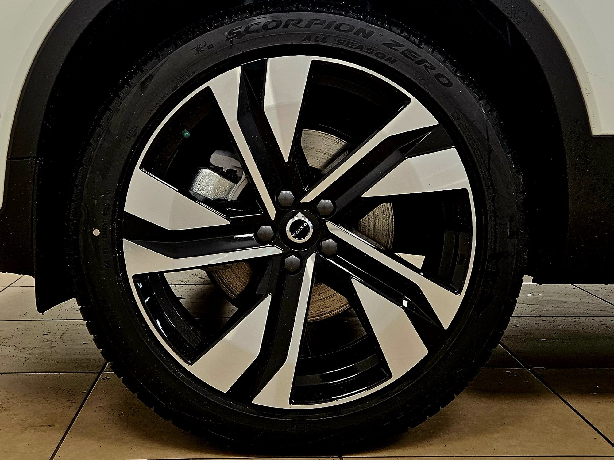 New 2026 Volvo XC40 B5 Ultra w/ Climate Package AWD/4WD image 48