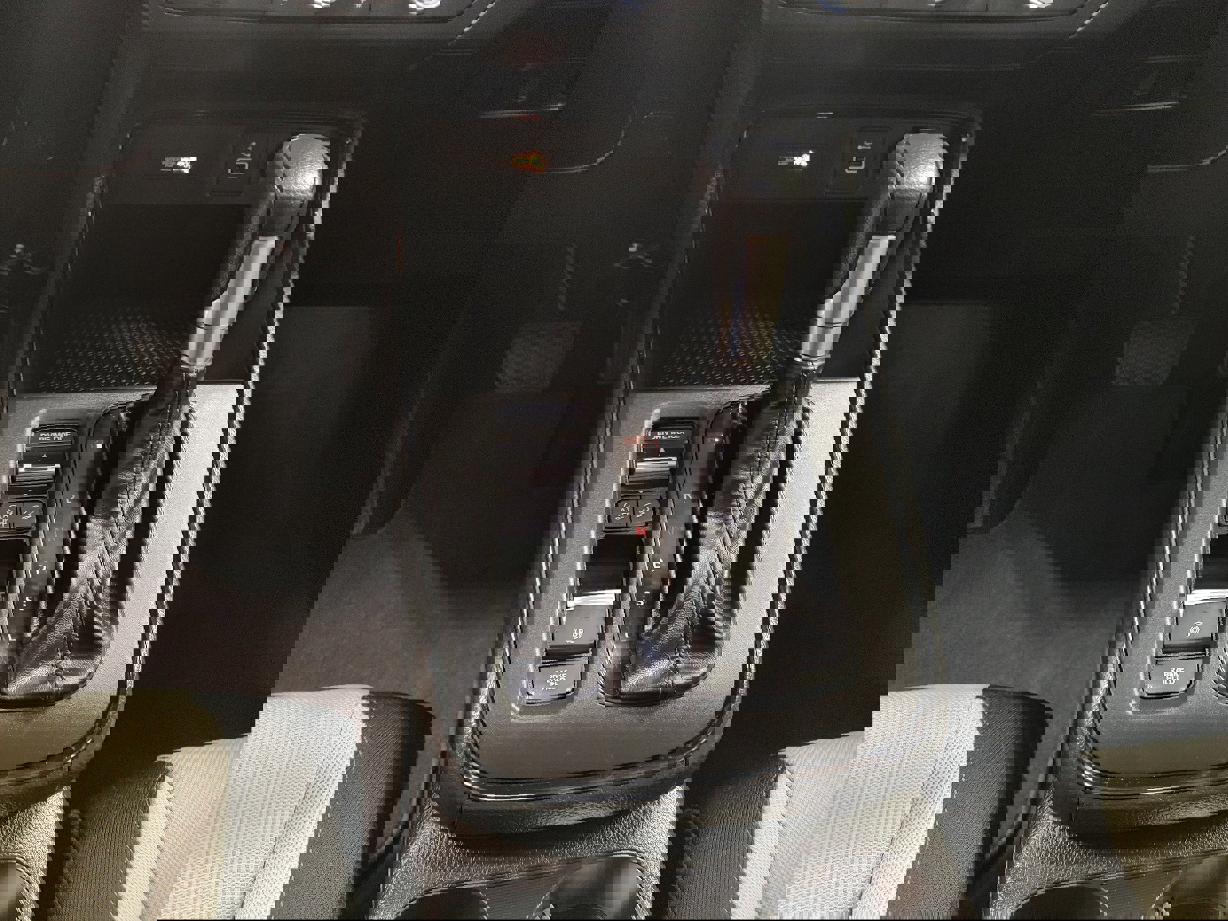 Used 2023 Honda CR-V LX image 8