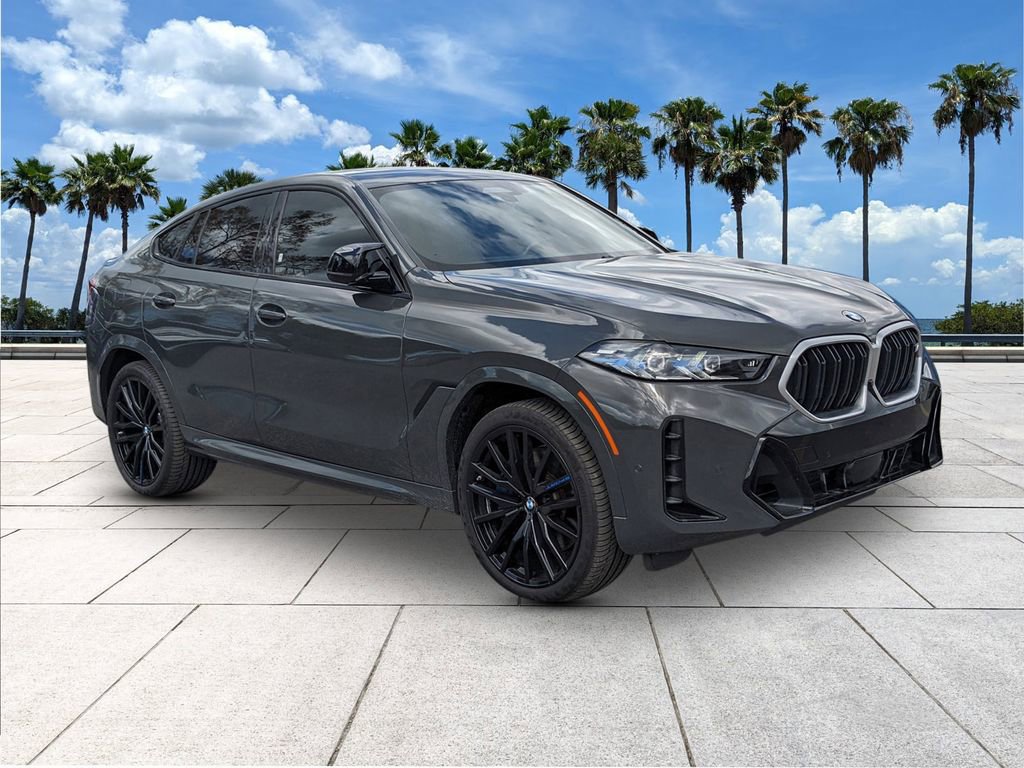 Used 2024 BMW X6 M60i image 2