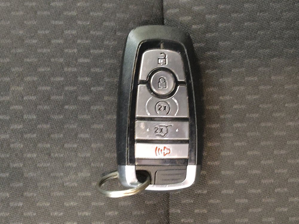 Used 2024 Ford Escape ST-Line w/ Tech Pack #1 FWD image 32