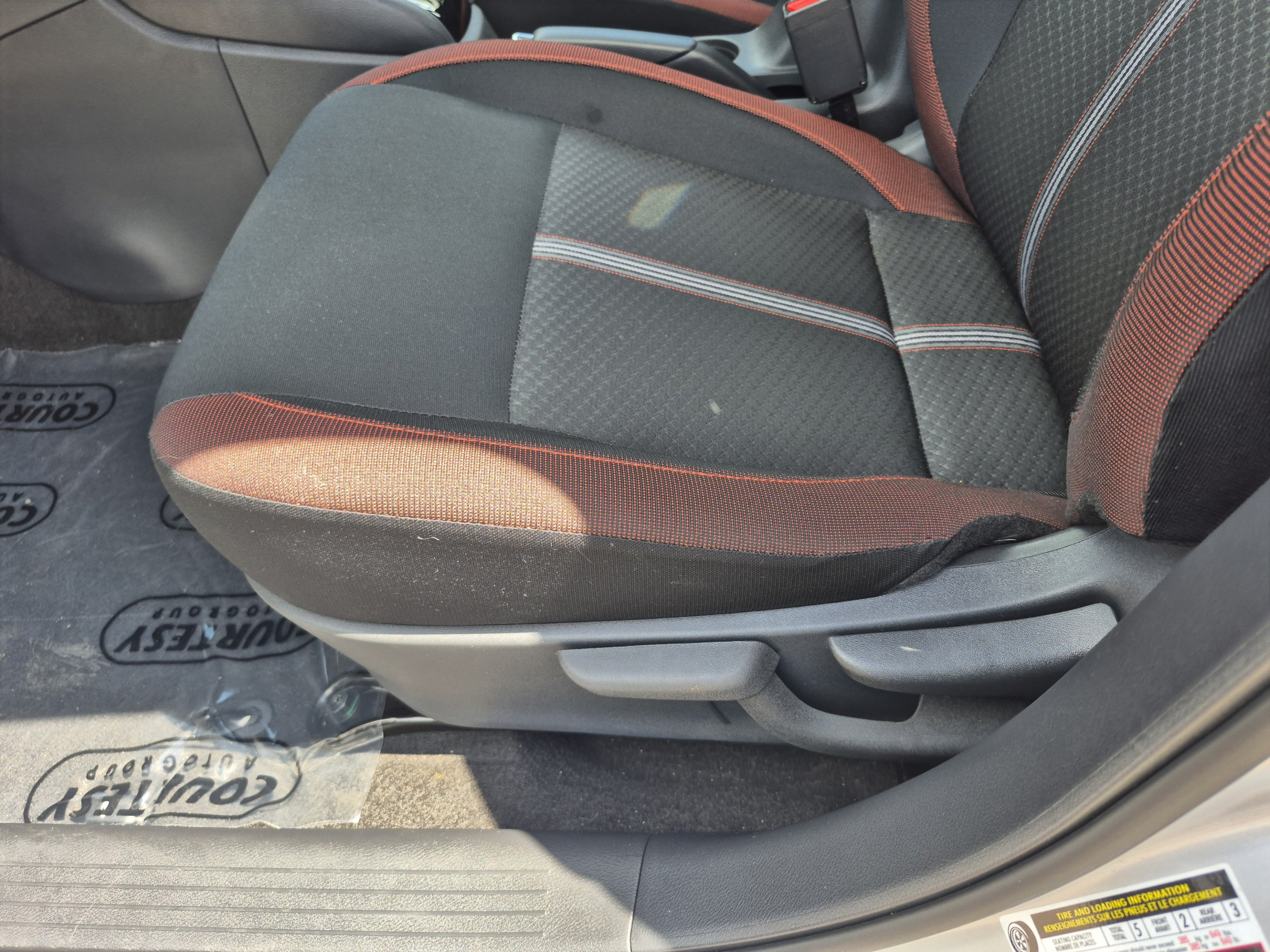 Certified 2025 Nissan Versa SR w/ Trunk Package FWD image 21