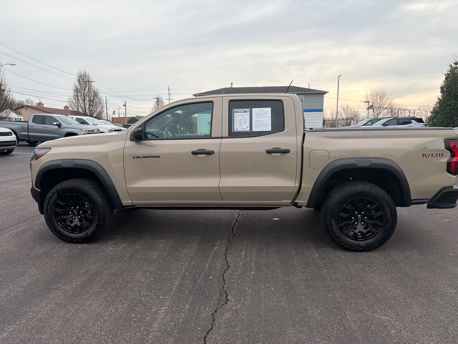Used 2024 Chevrolet Colorado Trail Boss w/ Advanced Trailering Package AWD/4WD image 2