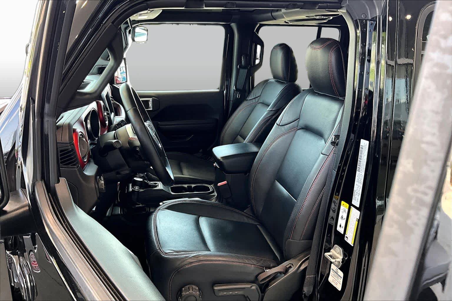 Used 2018 Jeep Wrangler Unlimited Rubicon AWD/4WD image 7