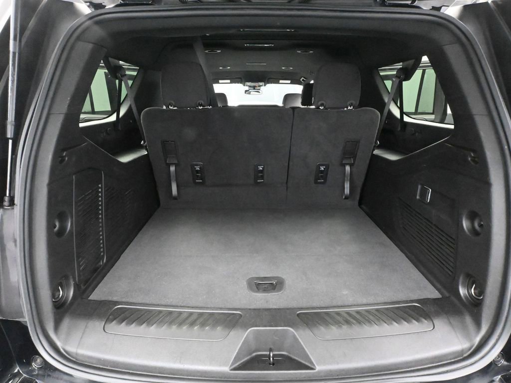 Used 2024 GMC Yukon XL SLE image 43