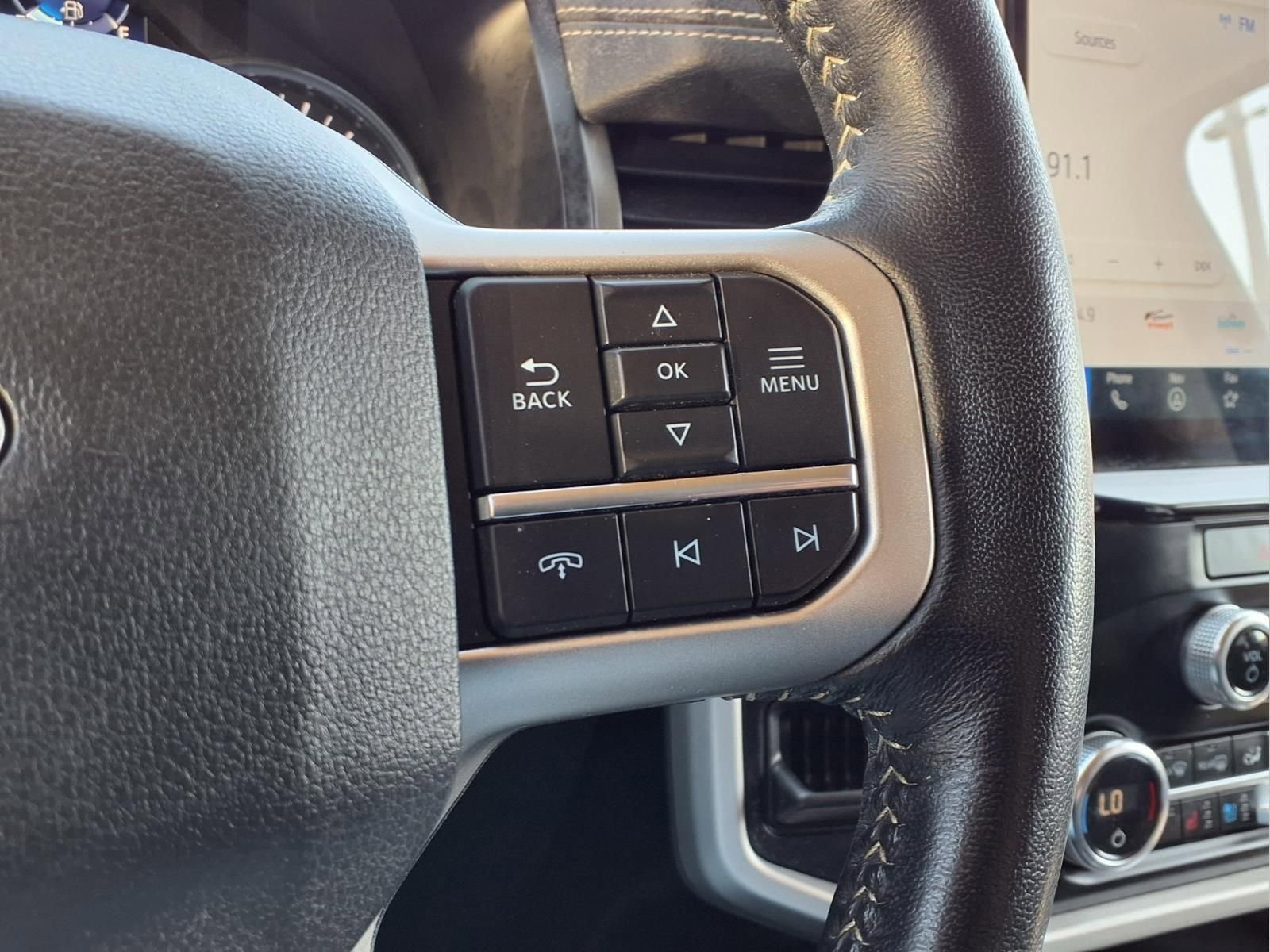Used 2022 Ford Expedition XLT image 22