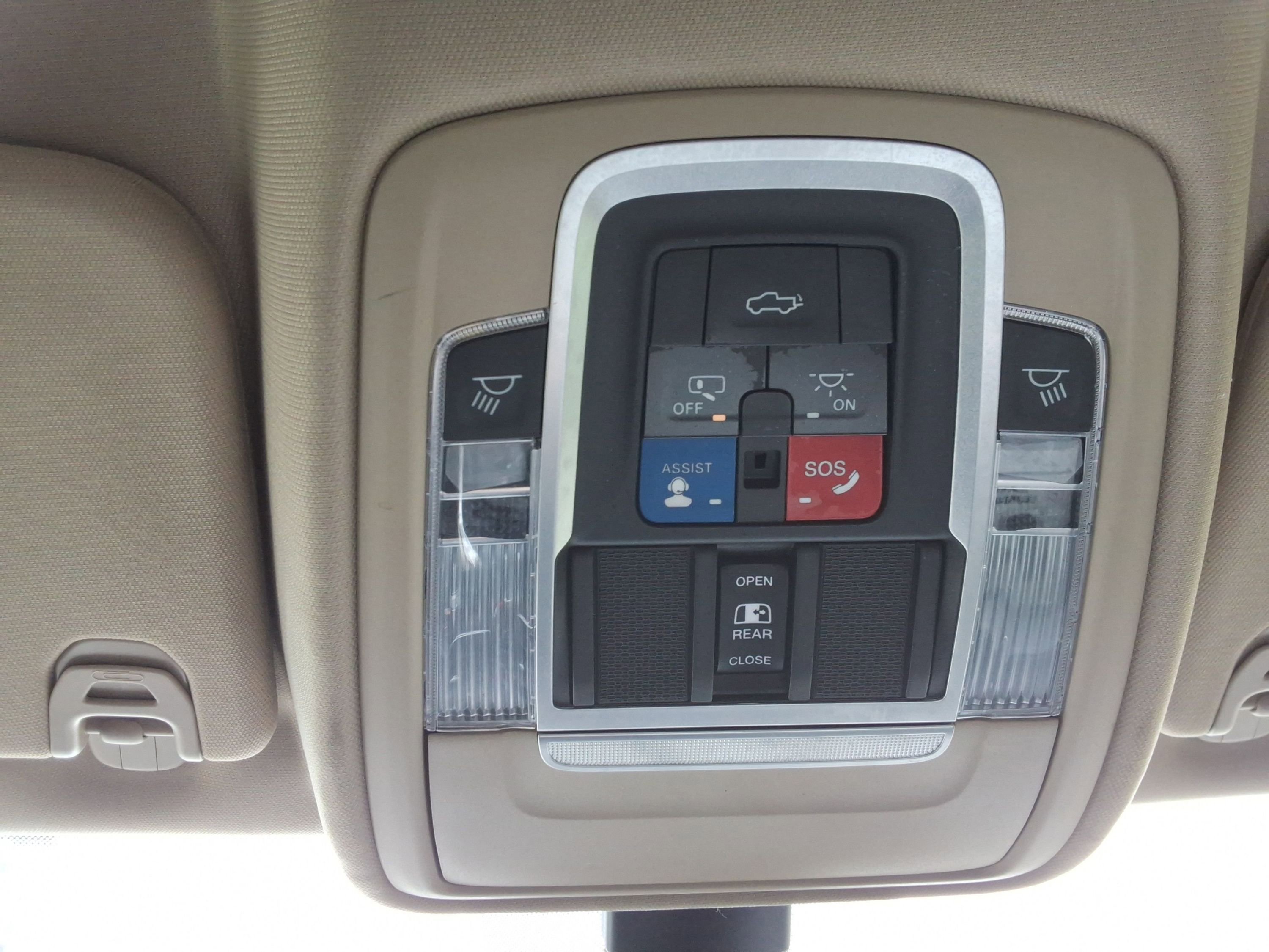 Used 2020 RAM 1500 Laramie AWD/4WD image 19