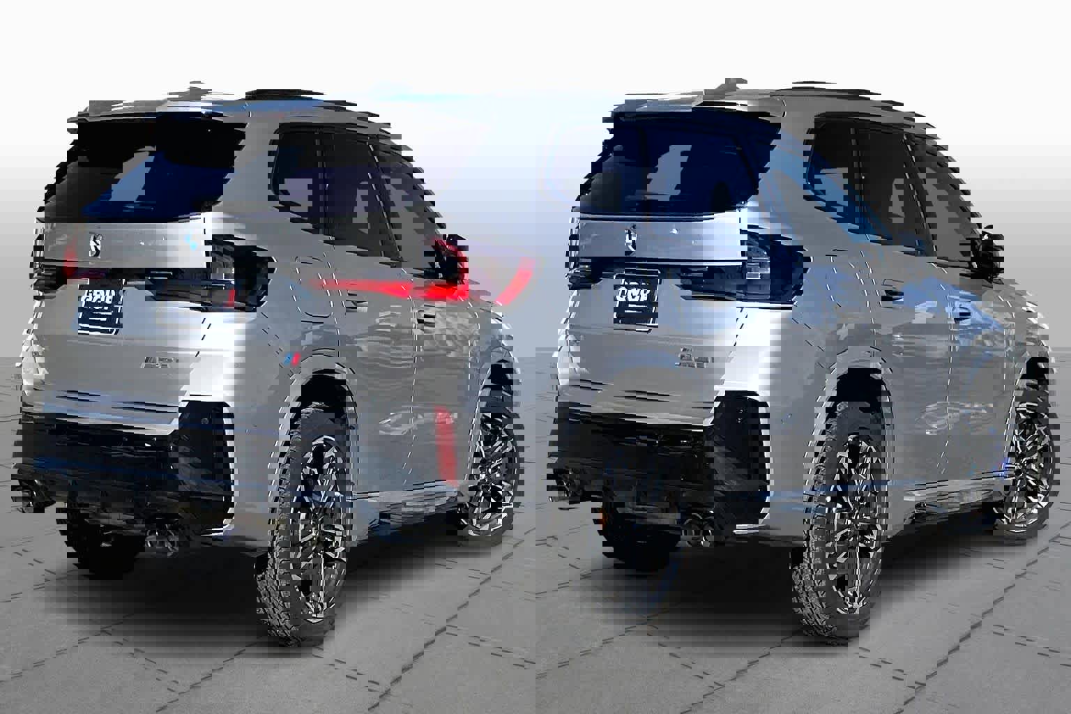 Used 2025 BMW X1 M35i w/ Shadowloine Package image 12