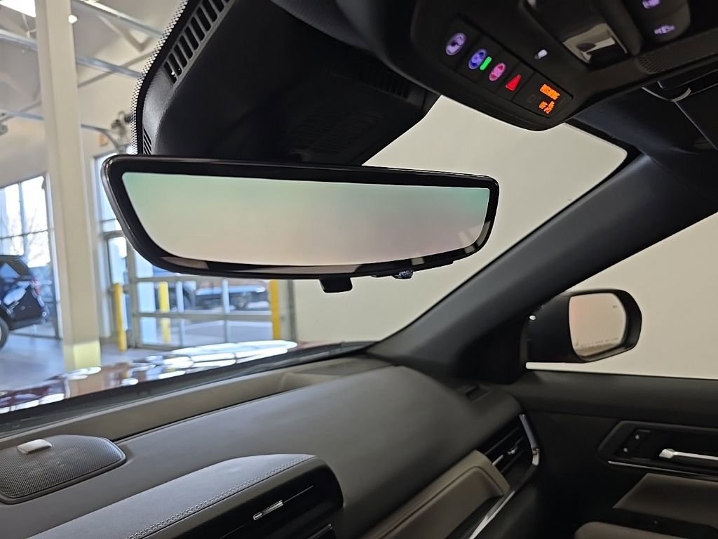 Used 2026 GMC Terrain Elevation w/ Elevation Premium Package image 17