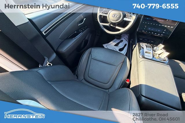 Used 2023 Hyundai Tucson Limited w/ Cargo Package AWD/4WD image 12