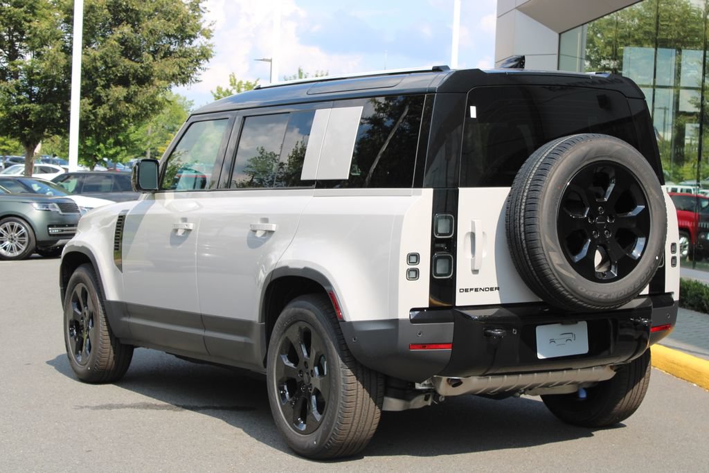 New 2026 Land Rover Defender 110 S AWD/4WD image 5