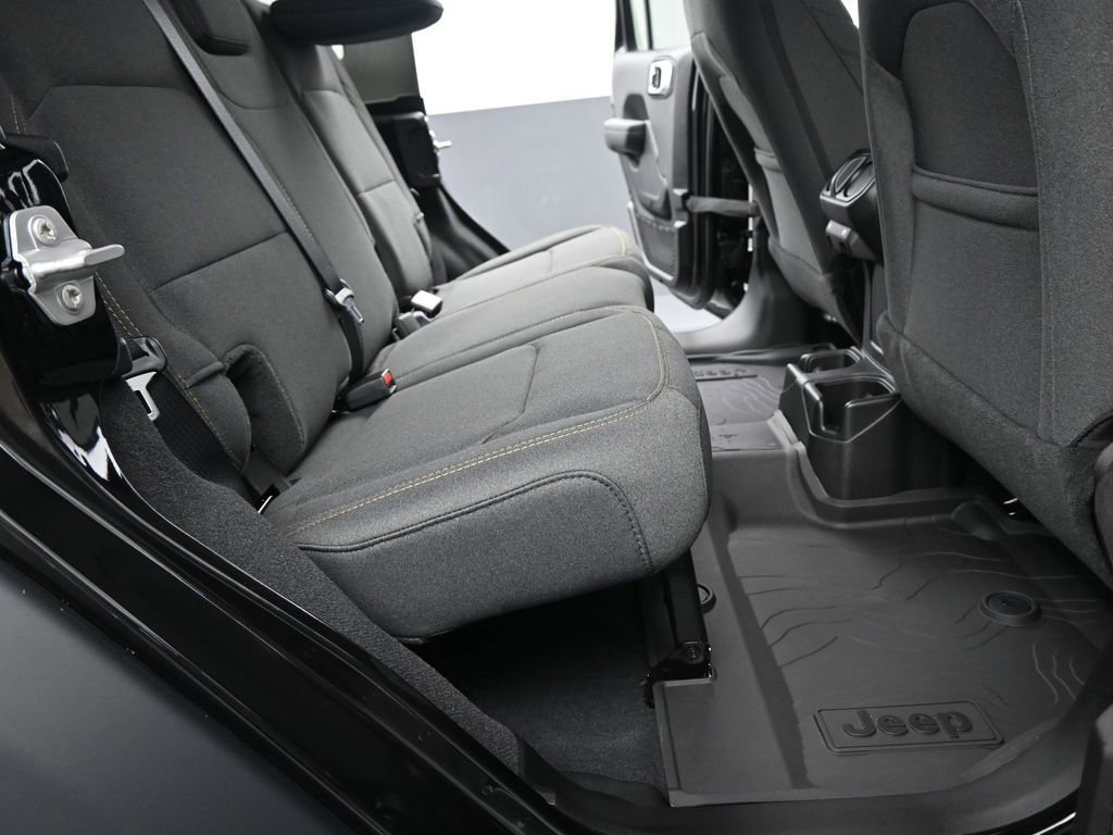 New 2025 Jeep Wrangler Sport S image 15