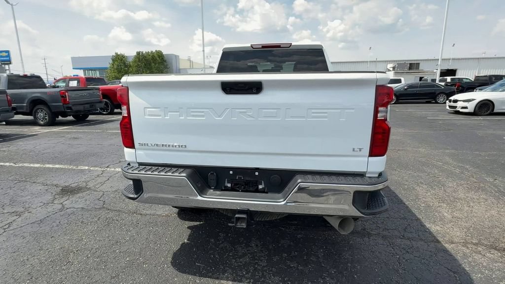 Used 2025 Chevrolet Silverado 2500 LT AWD/4WD image 7