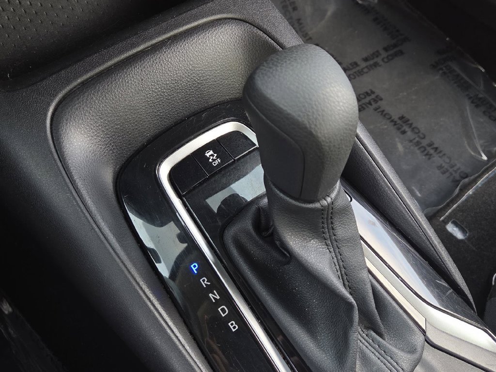 Used 2025 Toyota Corolla LE FWD image 27