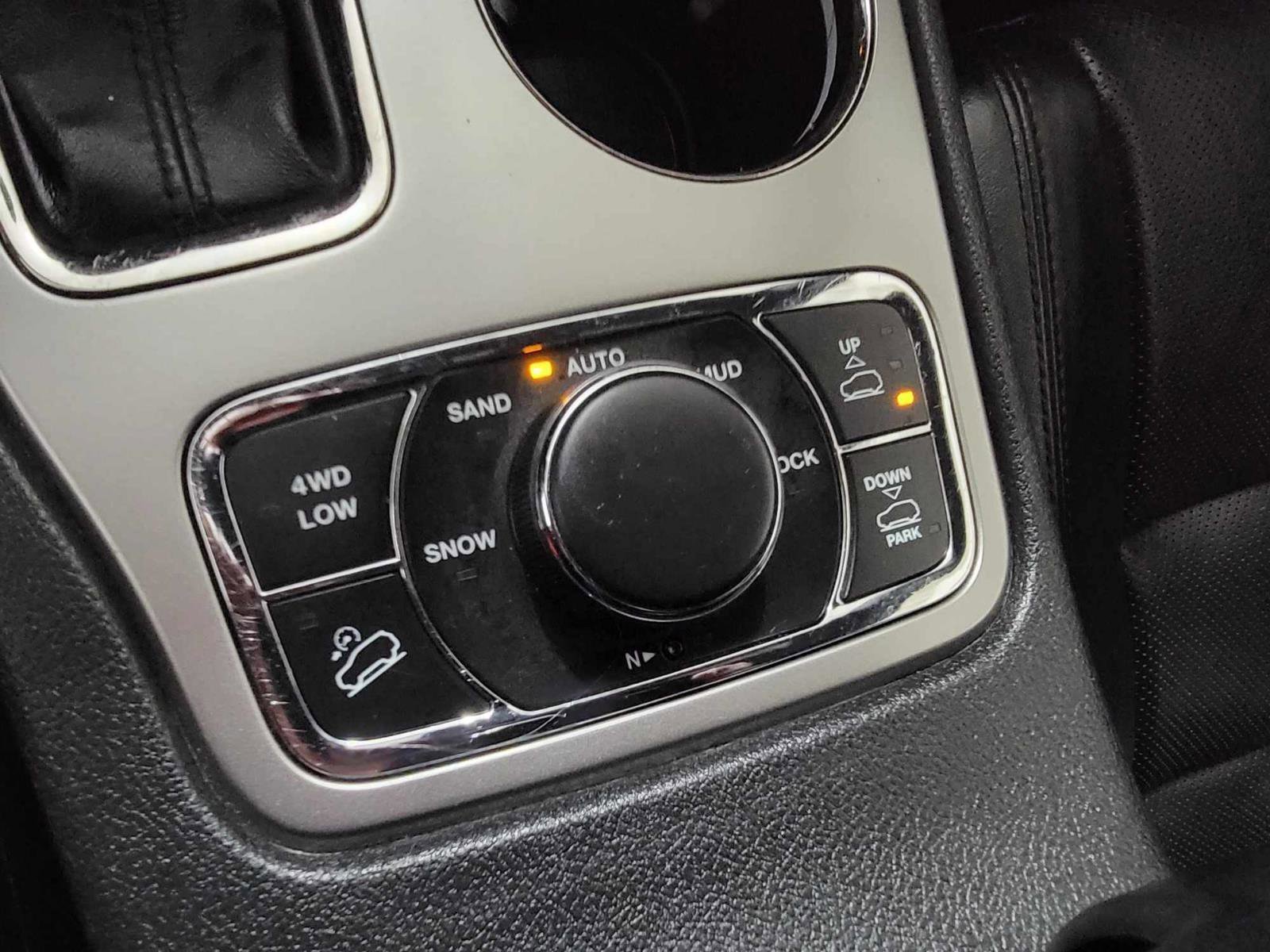 Used 2018 Jeep Grand Cherokee High Altitude image 43