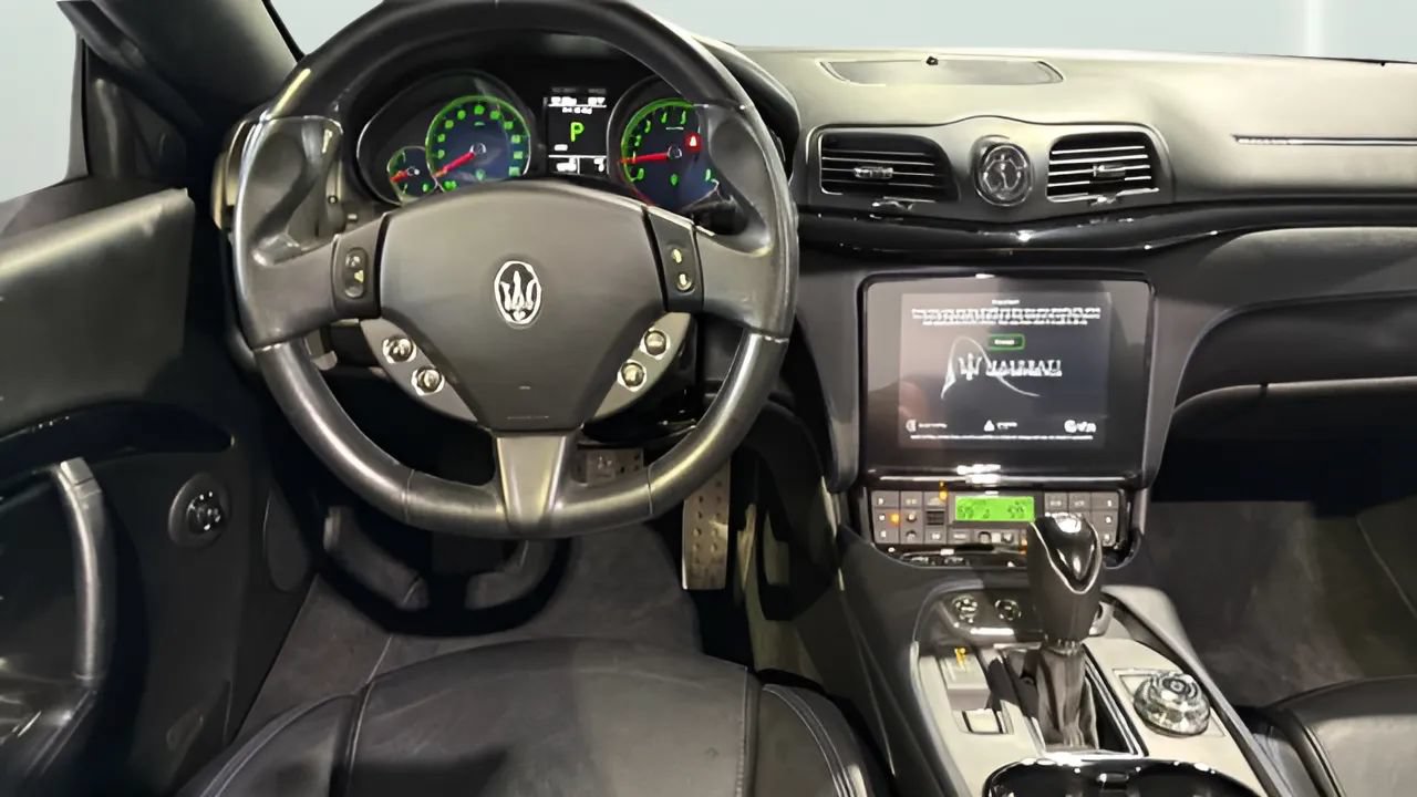 Used 2018 Maserati GranTurismo Sport RWD image 30